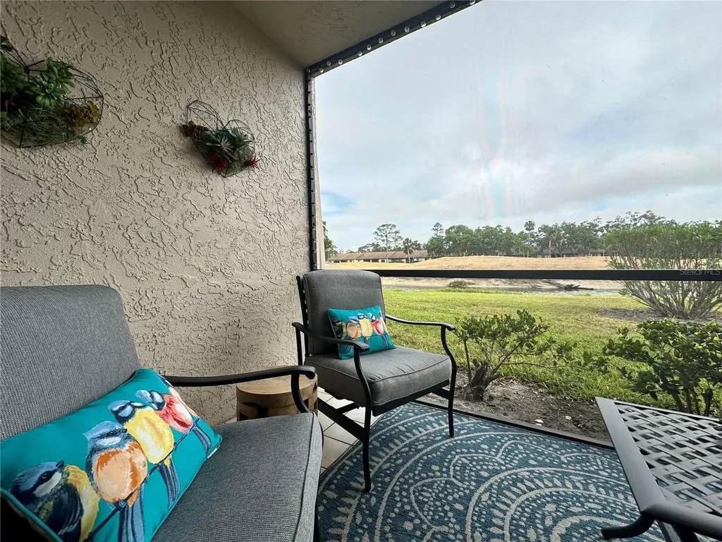 5630 Golf Pointe Drive Sarasota FL 34243