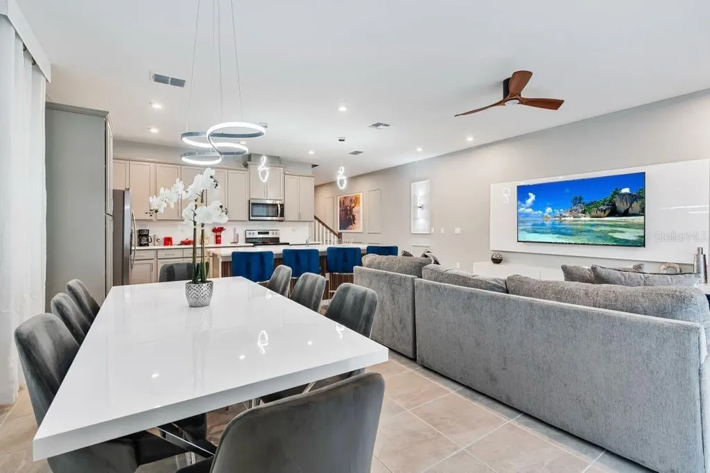2372 Zaballina Place Kissimmee FL 34747