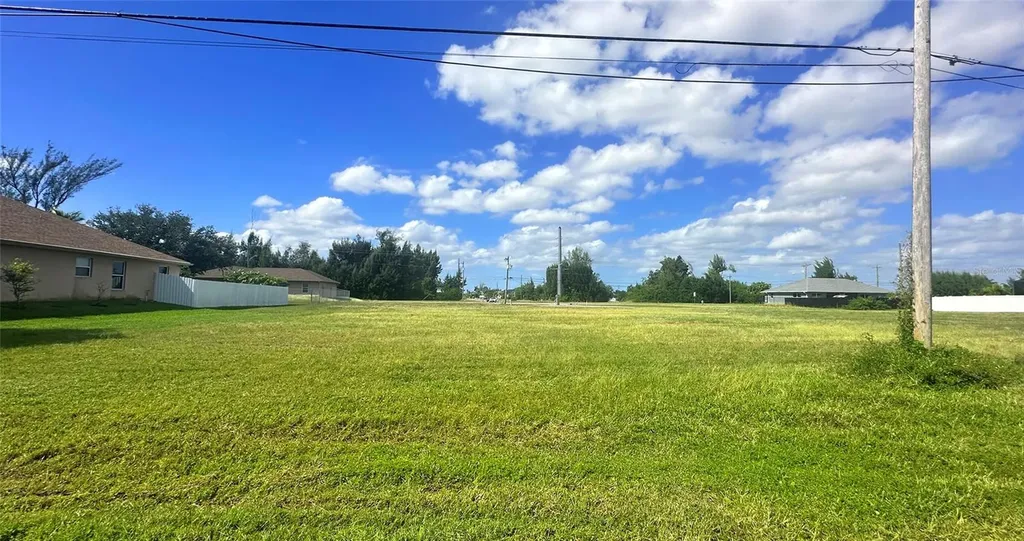 312 SW 15th Place Cape Coral FL 33991