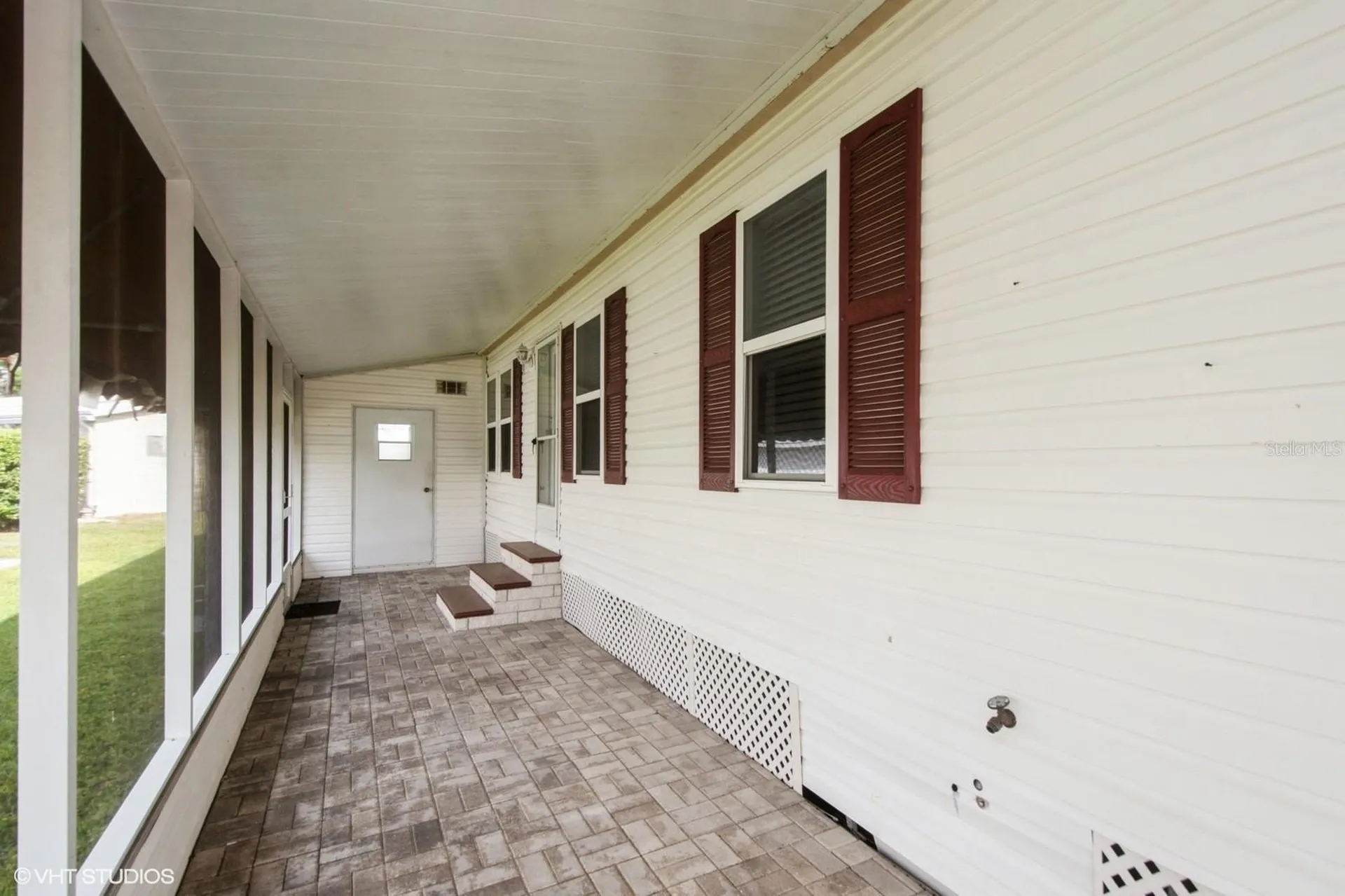 472 Trout Lane Oldsmar FL 34677