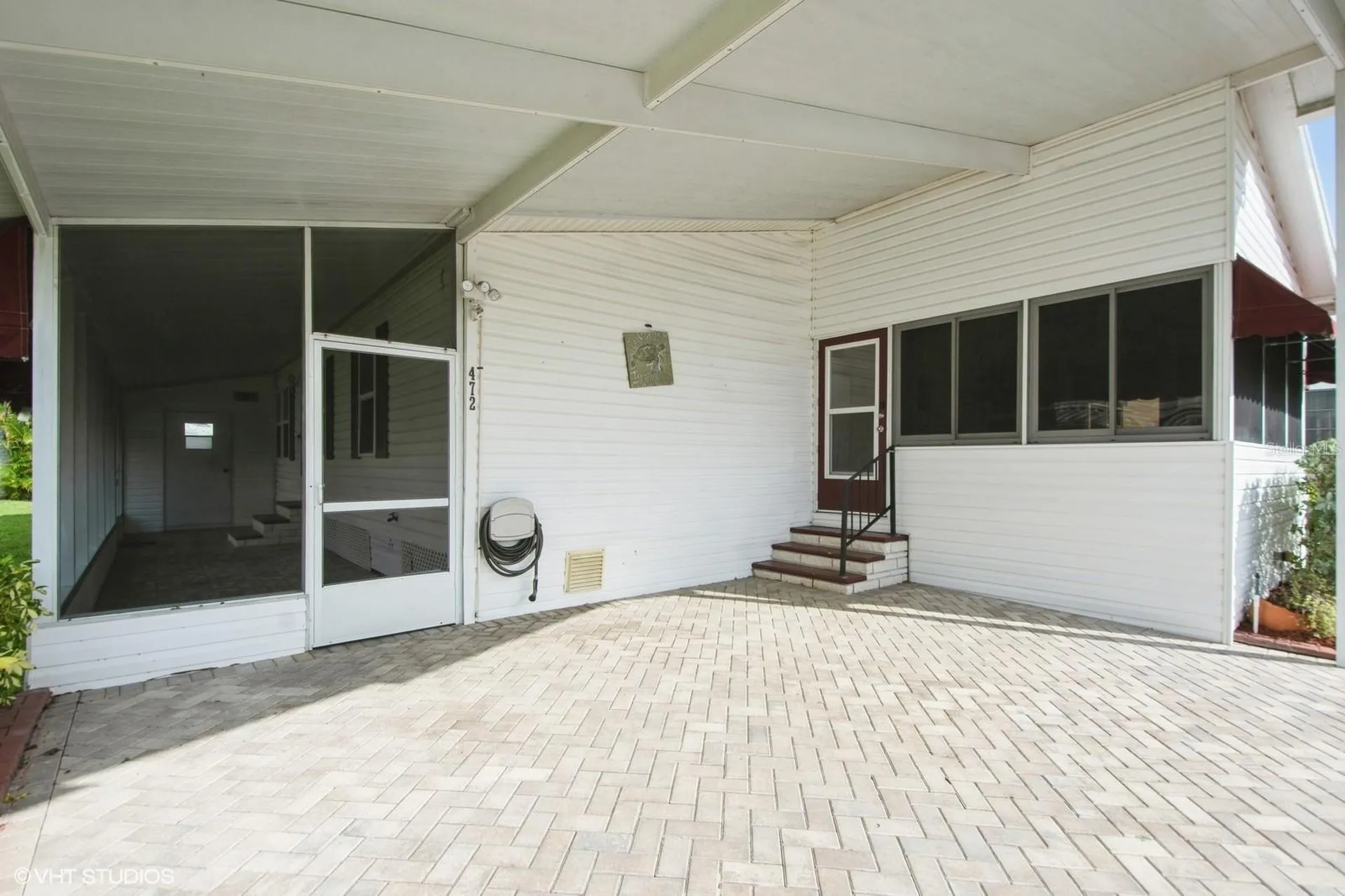472 Trout Lane Oldsmar FL 34677
