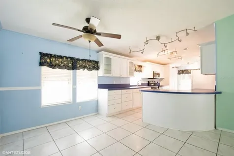 472 Trout Lane Oldsmar FL 34677