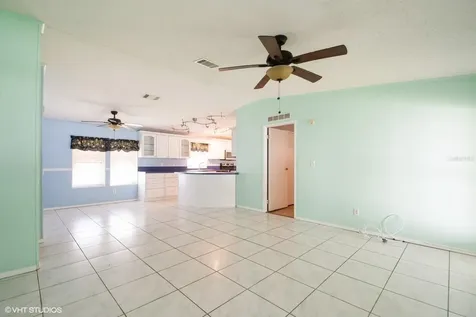 472 Trout Lane Oldsmar FL 34677