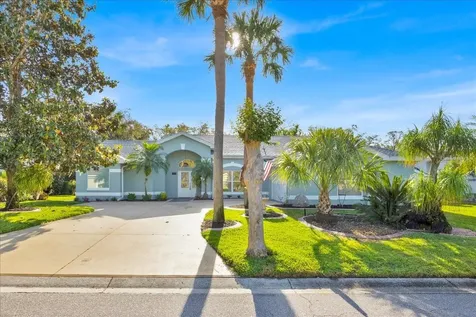 1018 Destin Drive Lake Wales FL 33898