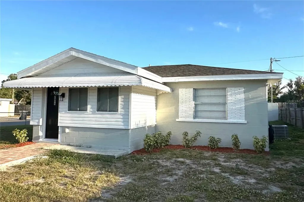 2975 Avenue G NW Winter Haven FL 33880