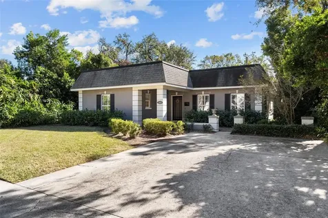 2610 W Watrous Avenue Tampa FL 33629