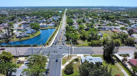 7720 Tuttle Avenue Sarasota FL 34243