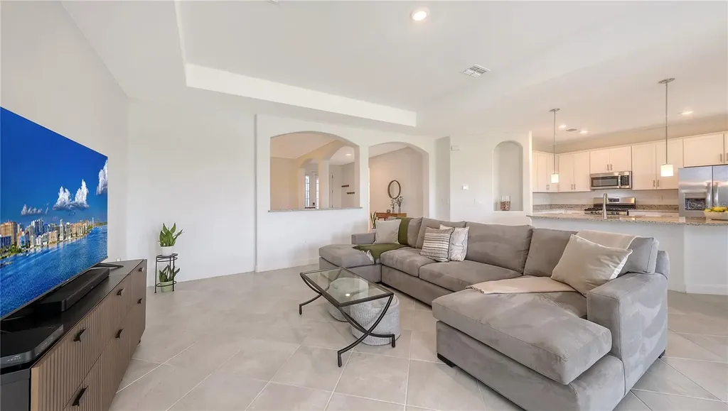 15332 Serene Shores Loop Street Bradenton FL 34211