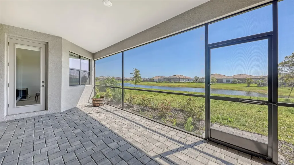 15332 Serene Shores Loop Street Bradenton FL 34211