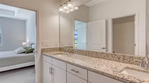 15332 Serene Shores Loop Street Bradenton FL 34211