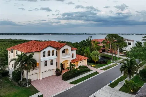 109 Wateredge Court Safety Harbor FL 34695