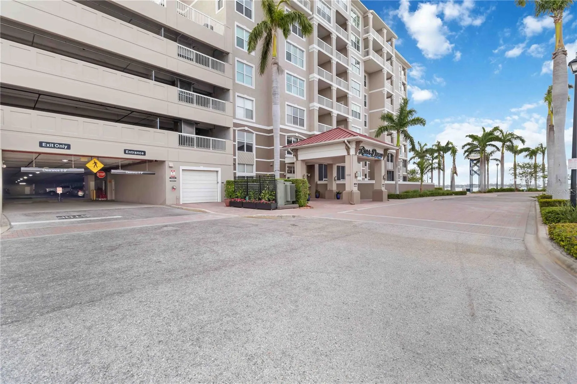 808 3rd Avenue W Bradenton FL 34205