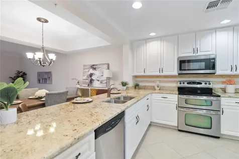 808 3rd Avenue W Bradenton FL 34205