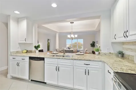 808 3rd Avenue W Bradenton FL 34205