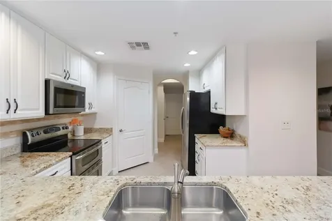 808 3rd Avenue W Bradenton FL 34205