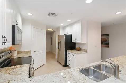 808 3rd Avenue W Bradenton FL 34205