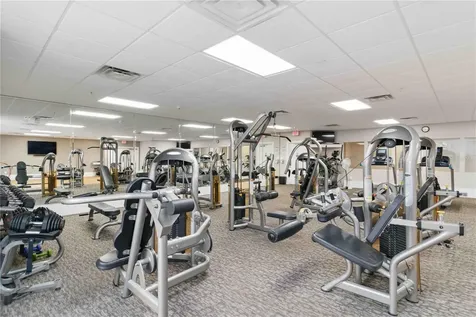 808 3rd Avenue W Bradenton FL 34205