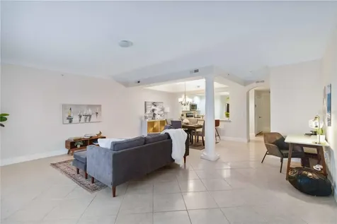 808 3rd Avenue W Bradenton FL 34205