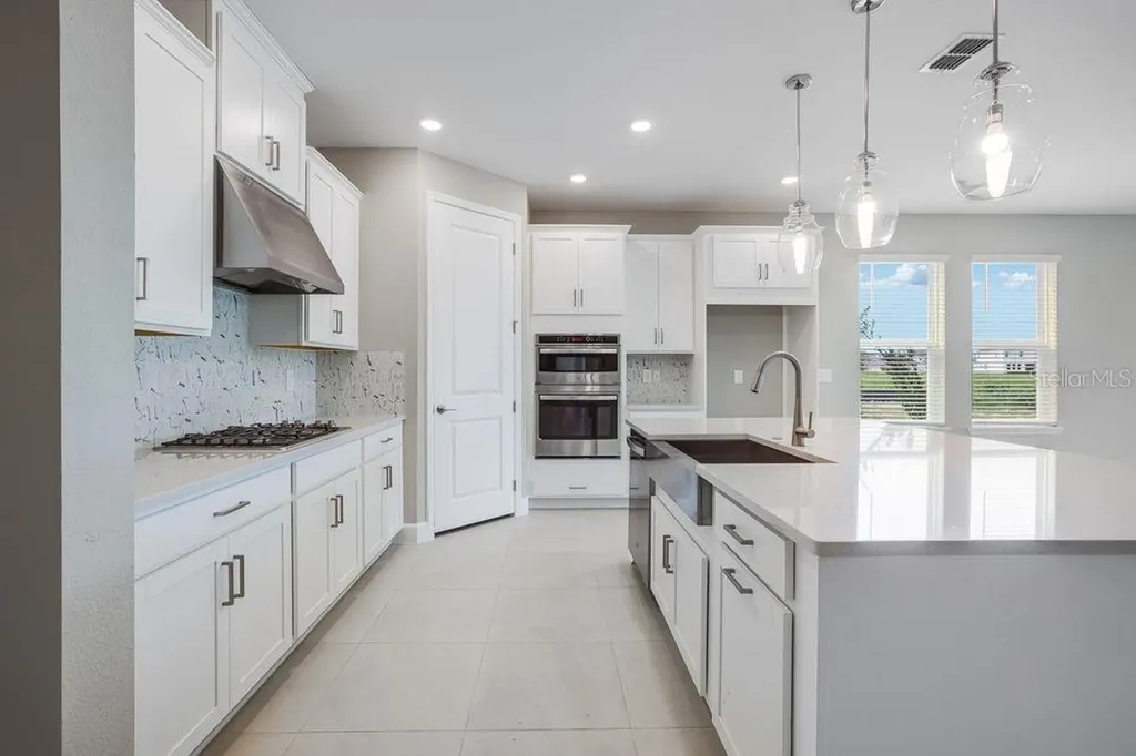 5128 Slate Hue Place Apollo Beach FL 33572