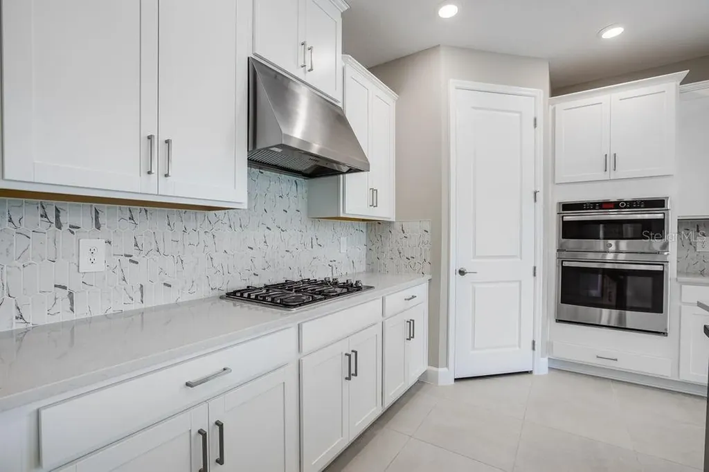 5128 Slate Hue Place Apollo Beach FL 33572