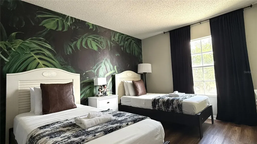339 Sigmund Loop Davenport FL 33837