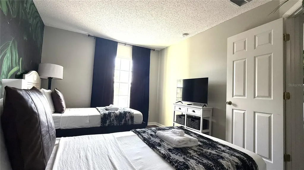 339 Sigmund Loop Davenport FL 33837