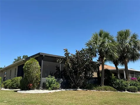 832 King Leon Way Sun City Center FL 33573