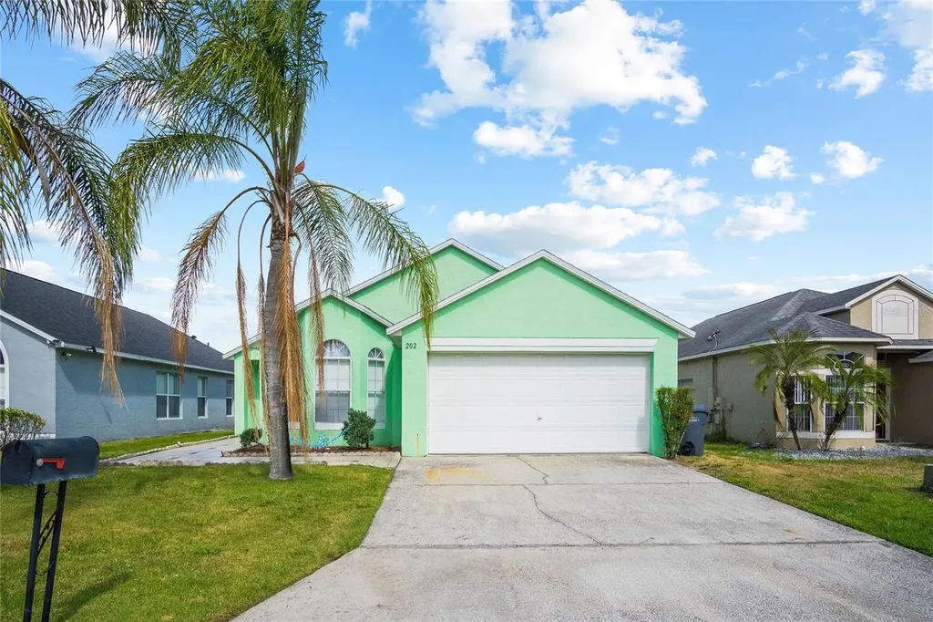 202 Aylesbury Lane Davenport FL 33837