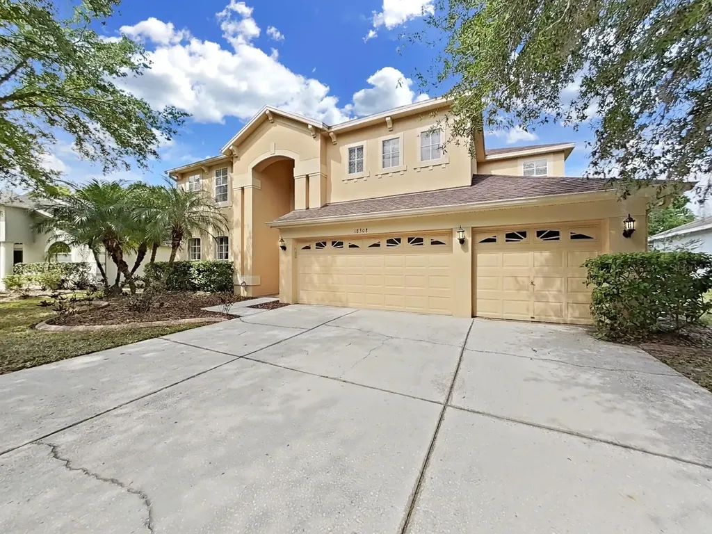 18308 Weyburne Avenue Tampa FL 33647
