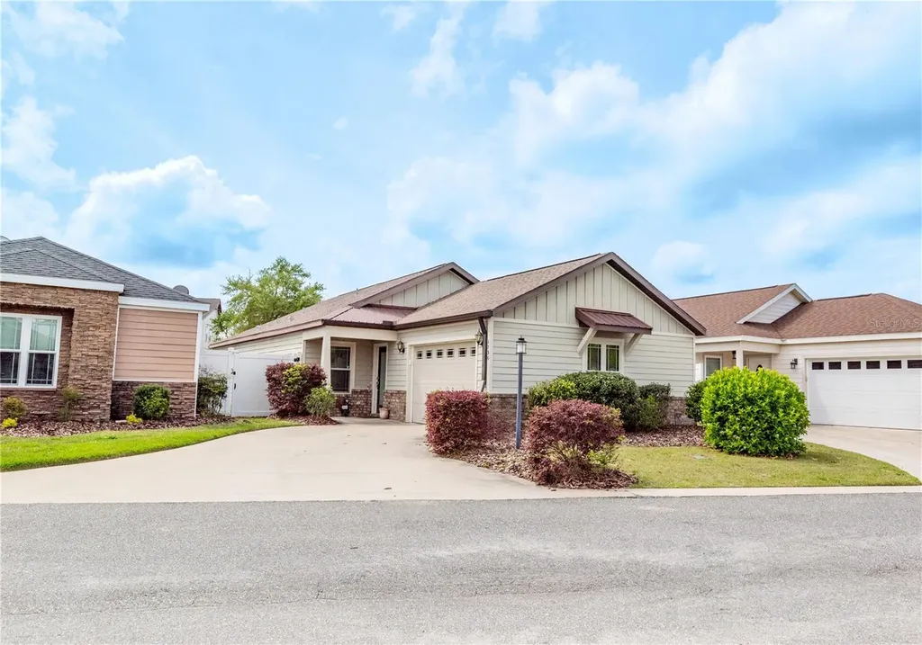 1736 SW 247th Street Newberry FL 32669