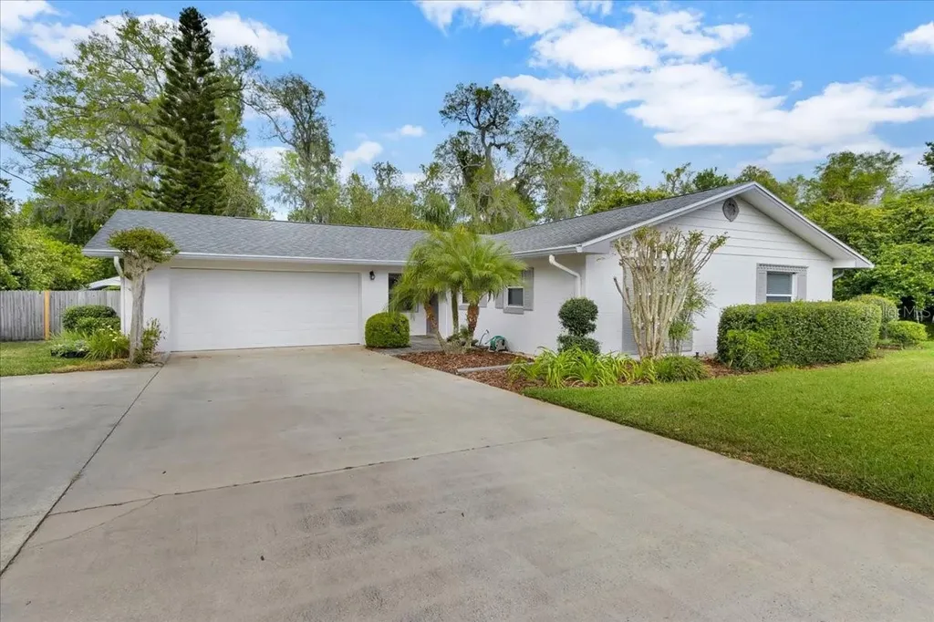 125 Larkwood Drive Sanford FL 32771