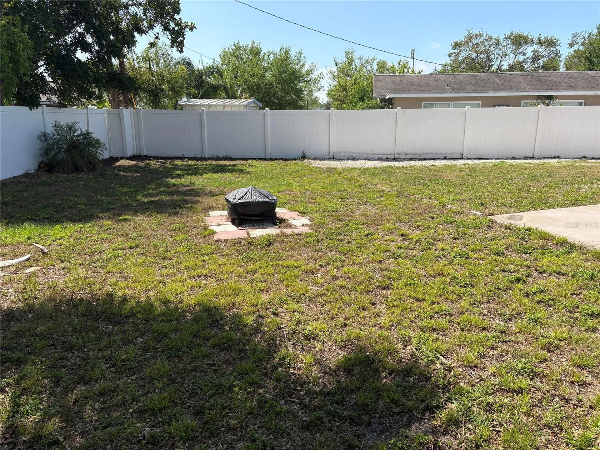 6221 13th Avenue N St Petersburg FL 33710