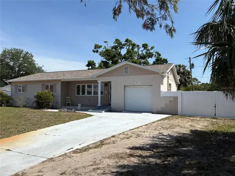 6221 13th Avenue N St Petersburg FL 33710