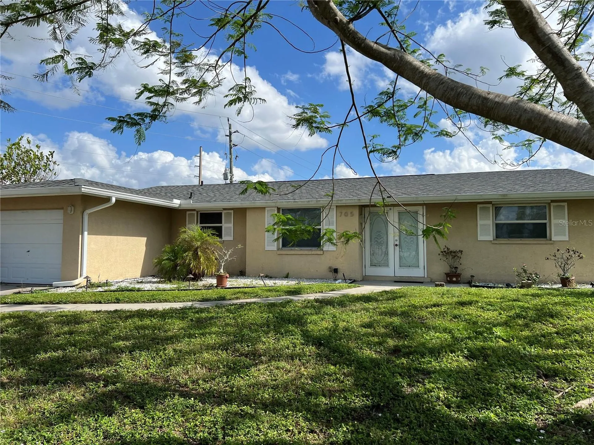 705 Crestview Circle NW Port Charlotte FL 33948