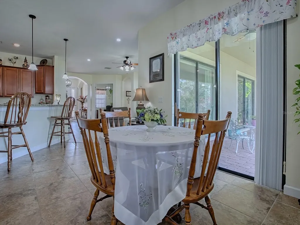 1408 Deuce Circle Davenport FL 33896