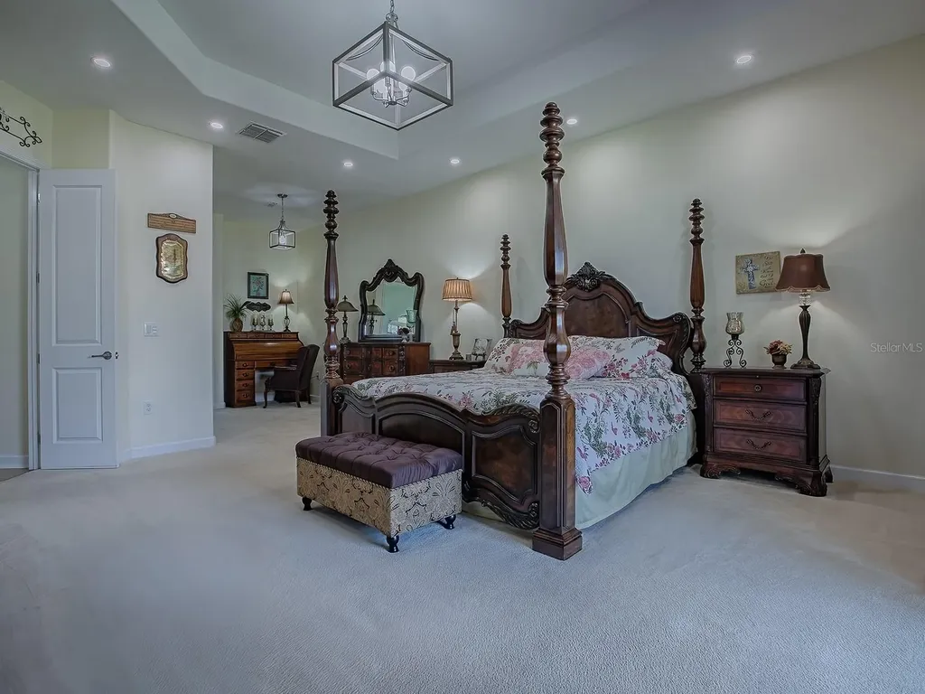 1408 Deuce Circle Davenport FL 33896