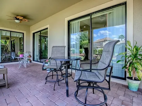 1408 Deuce Circle Davenport FL 33896