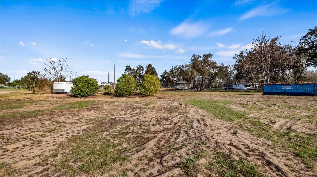 Woodlea Road Tavares FL 32778