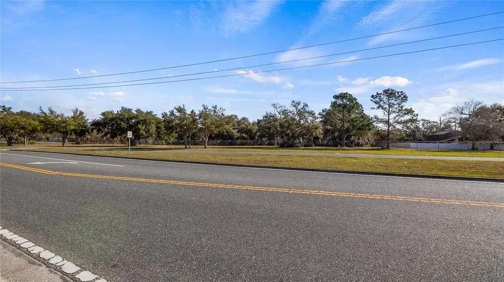 Woodlea Road Tavares FL 32778