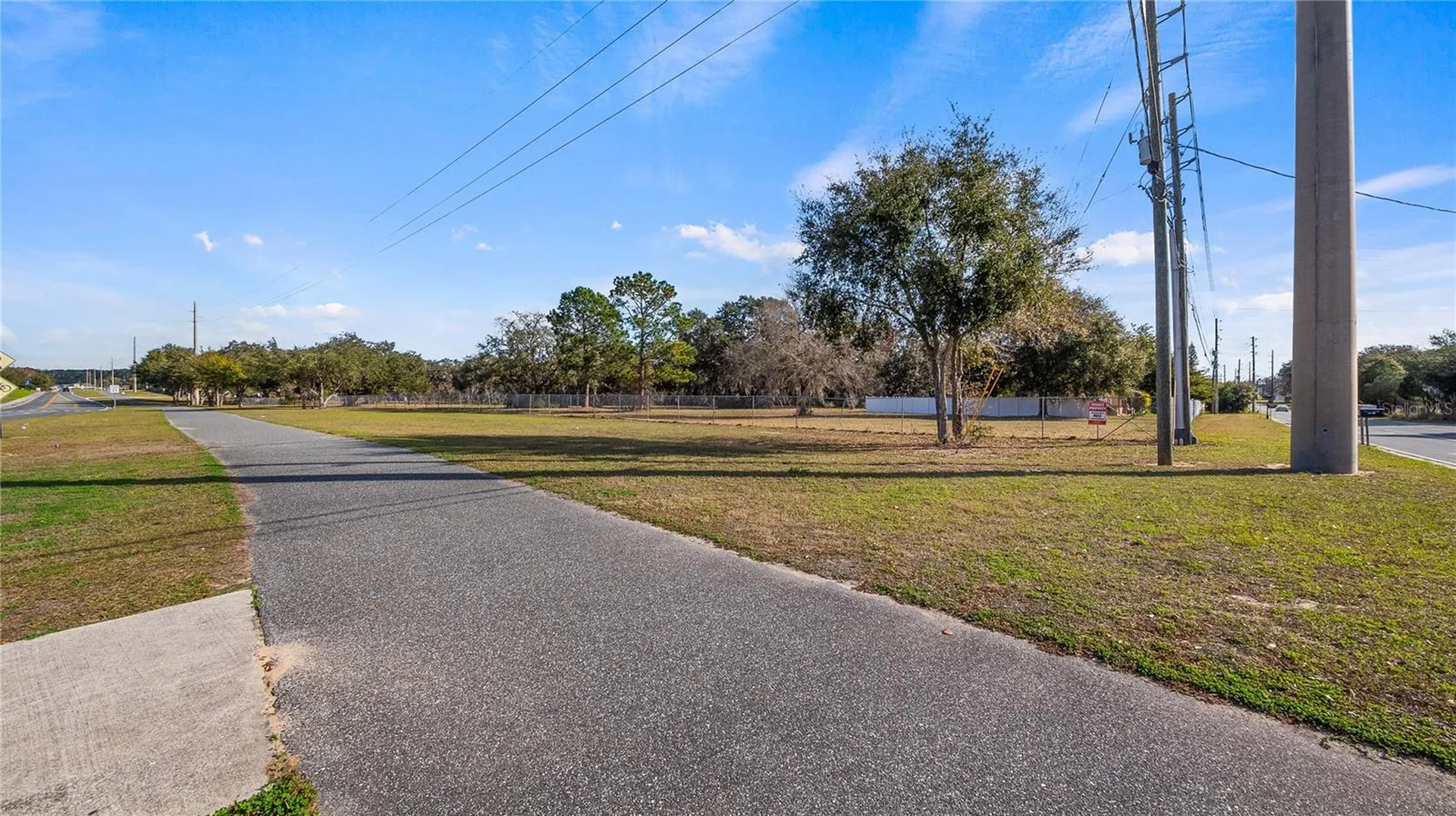 Woodlea Road Tavares FL 32778