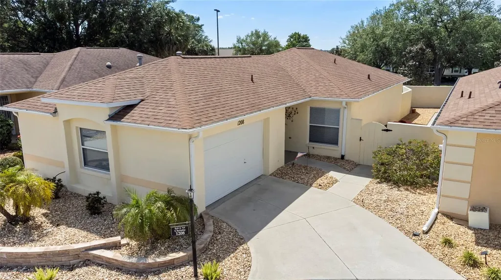 1208 Santa Cruz Drive The Villages FL 32162