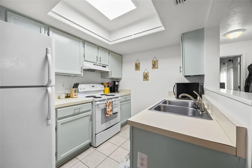 5733 SW 10th Place Gainesville FL 32607