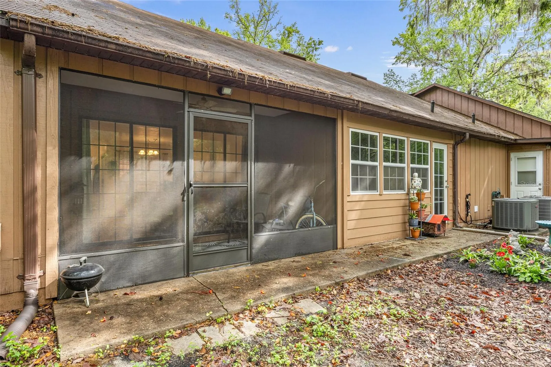 5733 SW 10th Place Gainesville FL 32607