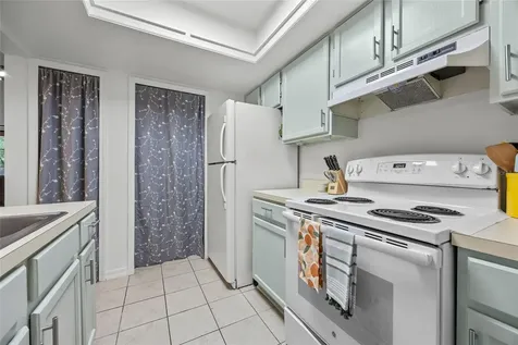 5733 SW 10th Place Gainesville FL 32607
