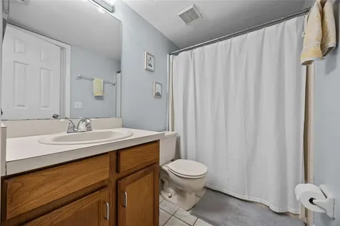 5733 SW 10th Place Gainesville FL 32607