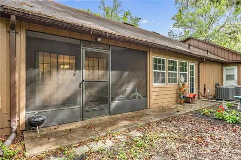 5733 SW 10th Place Gainesville FL 32607