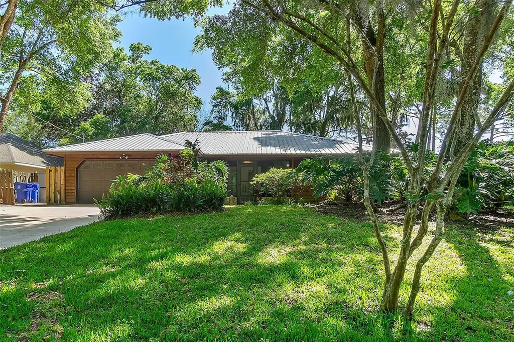 221 Queen Road St Augustine FL 32086