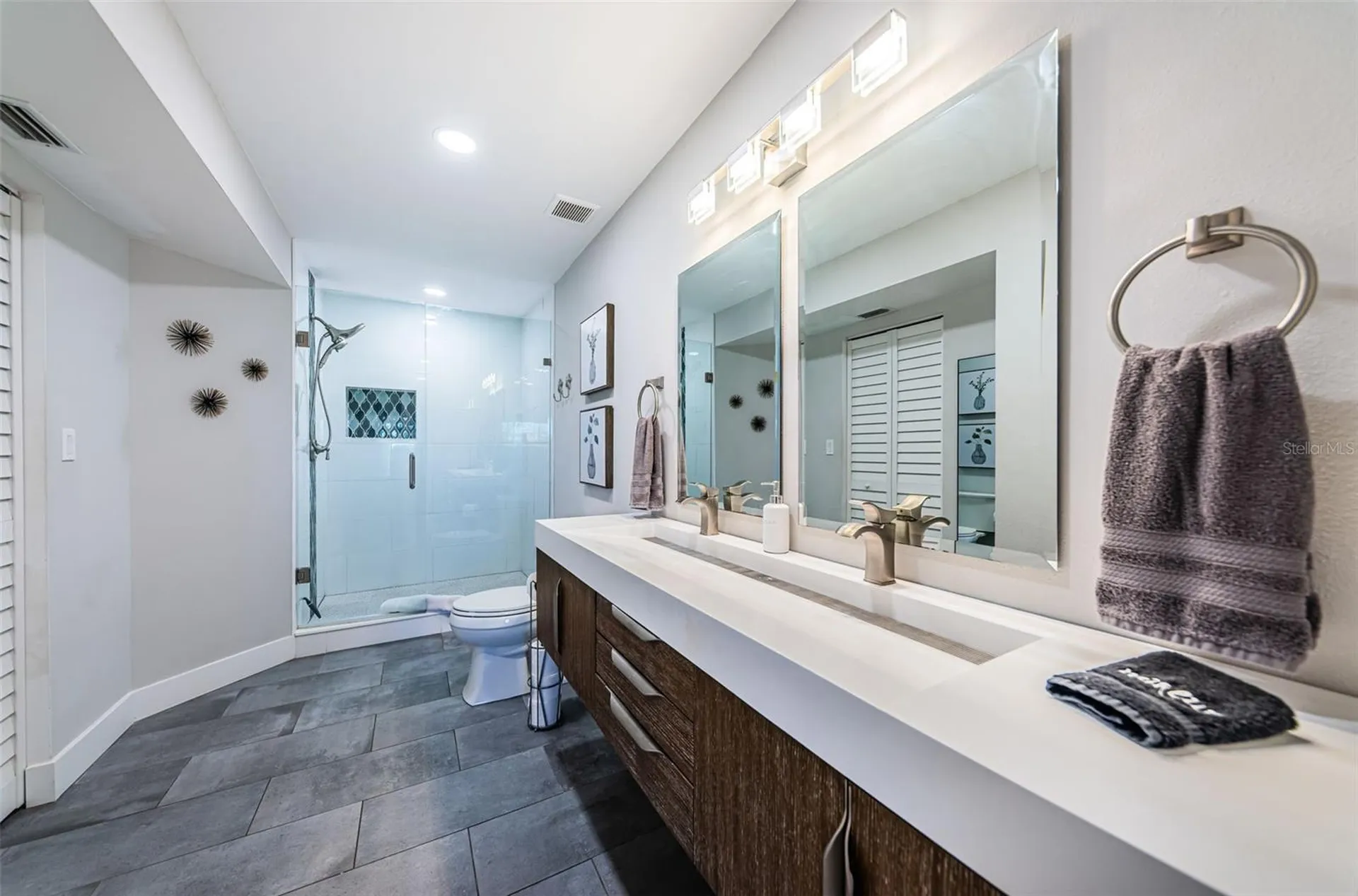 6141 Bahia Del Mar Boulevard St Petersburg FL 33715