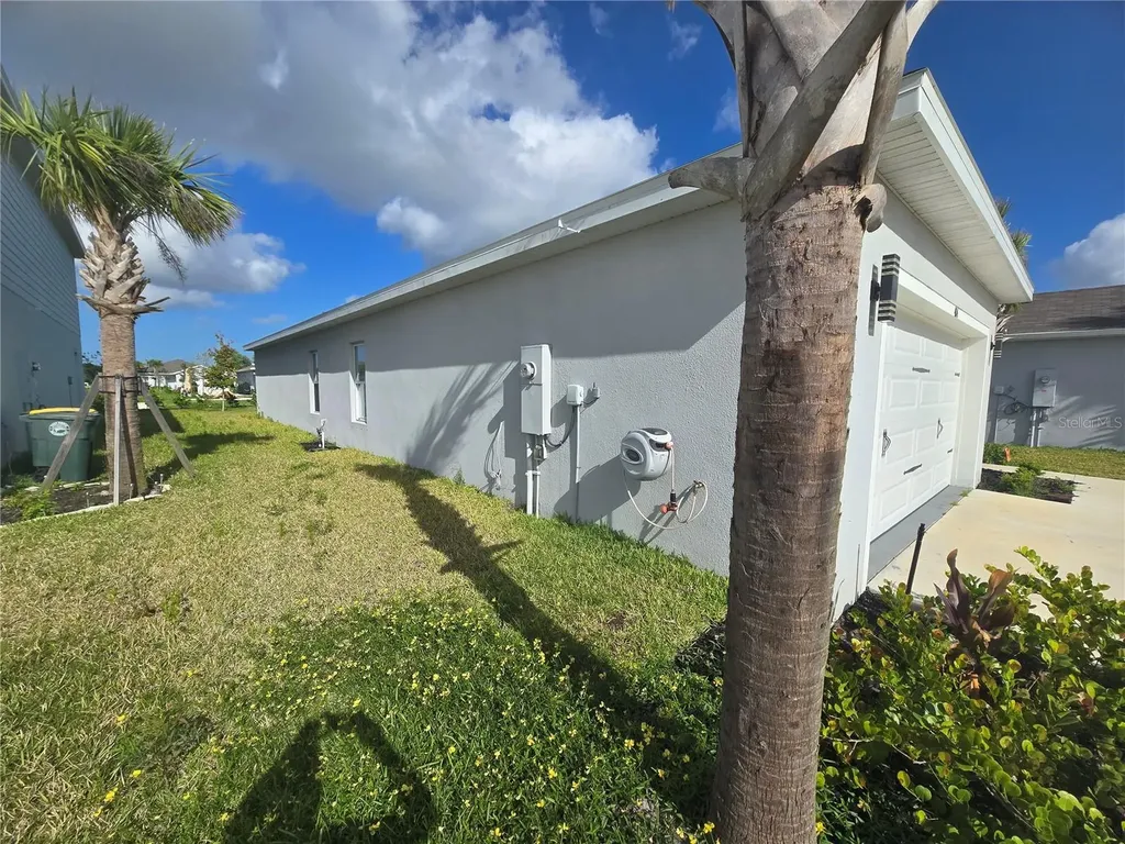 404 Acai Lane Fort Pierce FL 34981