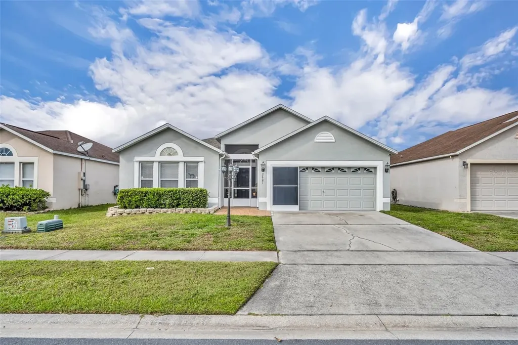 2607 Quail Pond Way Kissimmee FL 34743